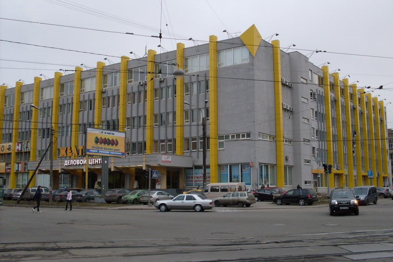 желтый угол